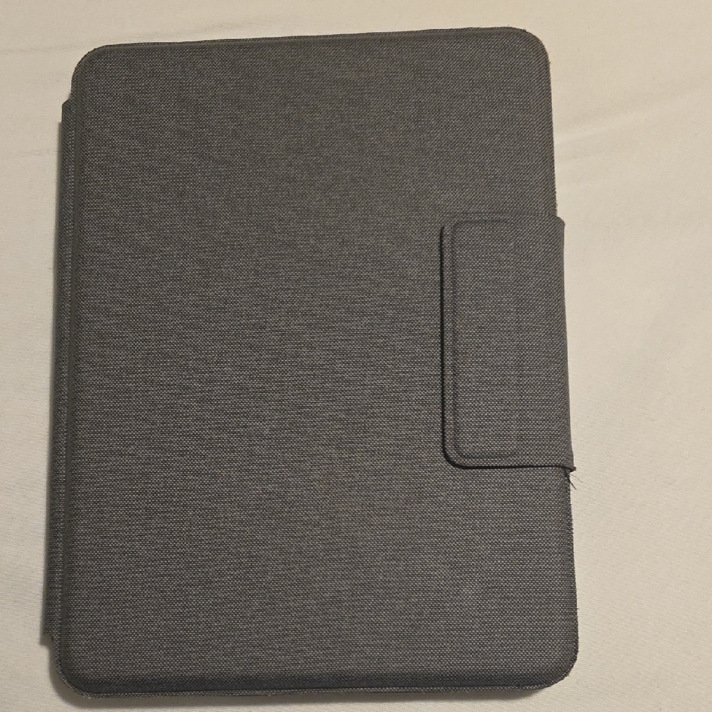 Logitech Gray Tablet Keyboard Folio - Picture 12 of 12